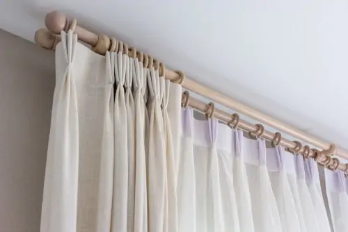 Cuánto cuesta nuestro servicio de lavandería de cortinas